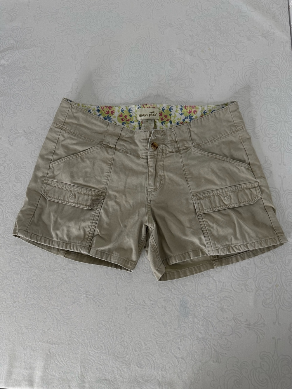 HORNY TOAD ORGANIC COTTON BLEND CARGO SHORTS (MISSING ONE BUTTON) SIZE 4